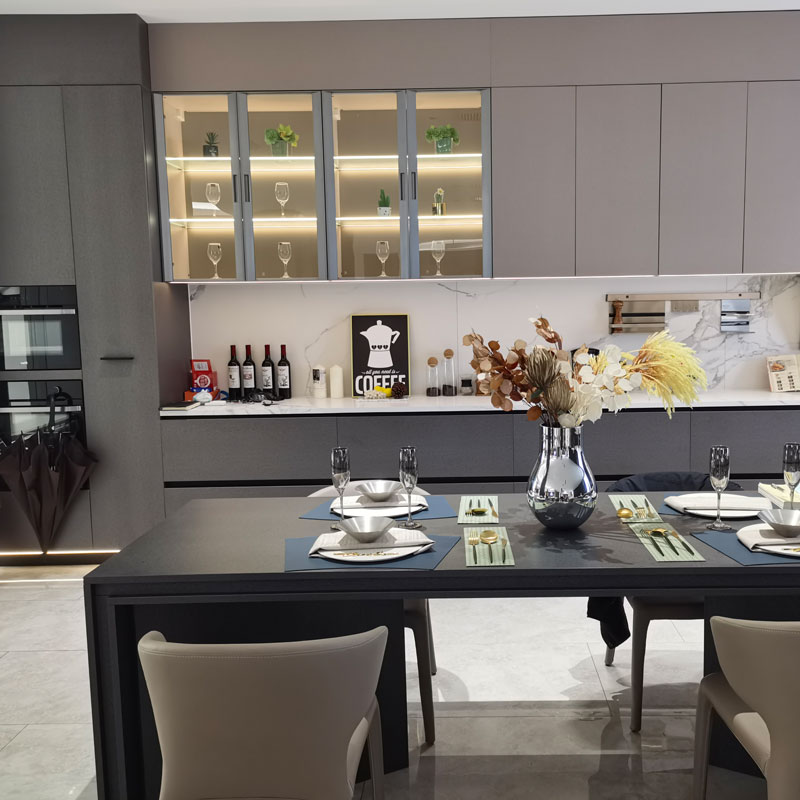 Асханалық шкафтар заманауи үйдегі кеңістікті қалай өзгерте алады?